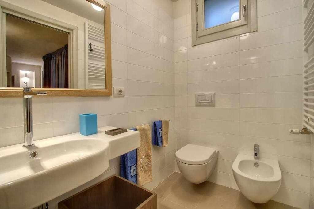Faenza Elegant Apartment Флоренція Екстер'єр фото