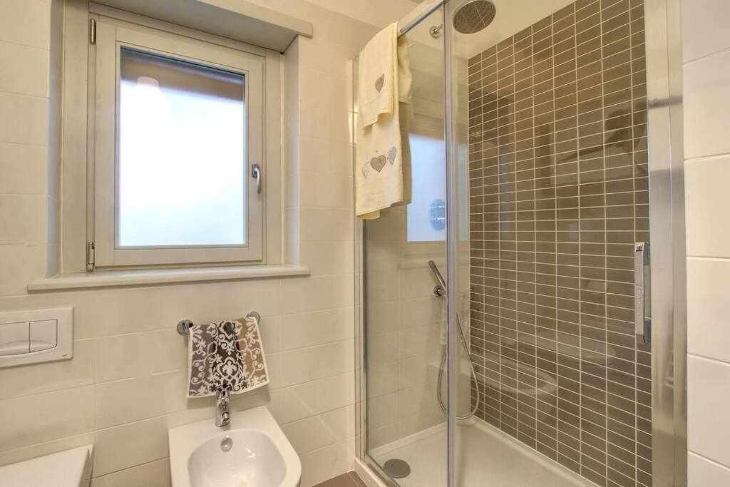 Faenza Elegant Apartment Флоренція Екстер'єр фото