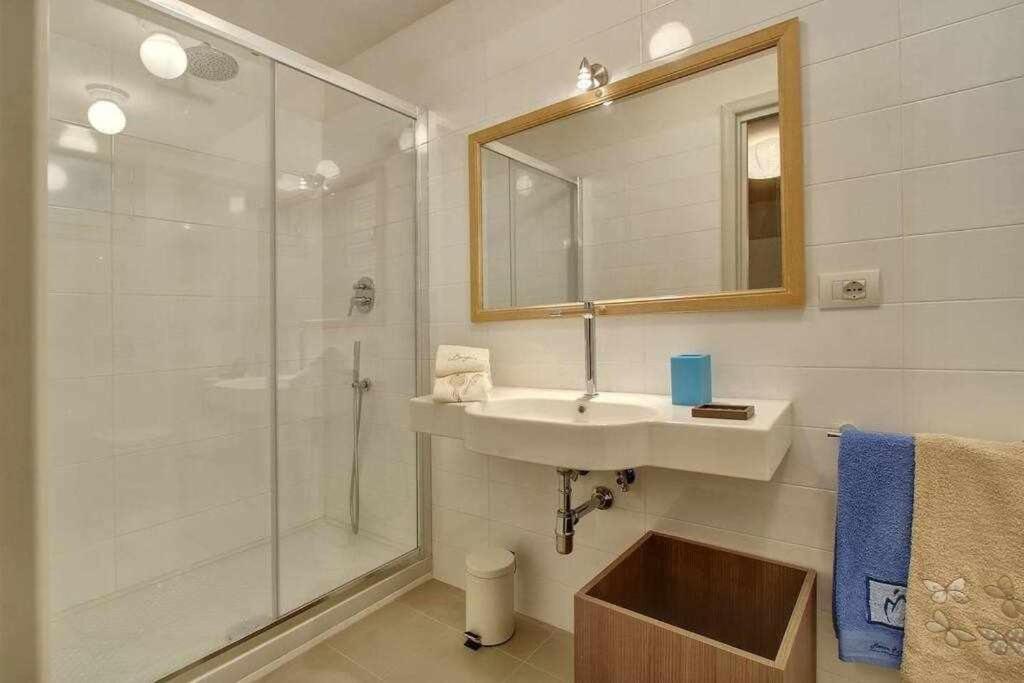 Faenza Elegant Apartment Флоренція Екстер'єр фото