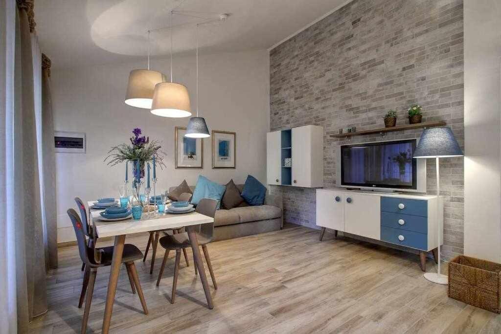 Faenza Elegant Apartment Флоренція Екстер'єр фото