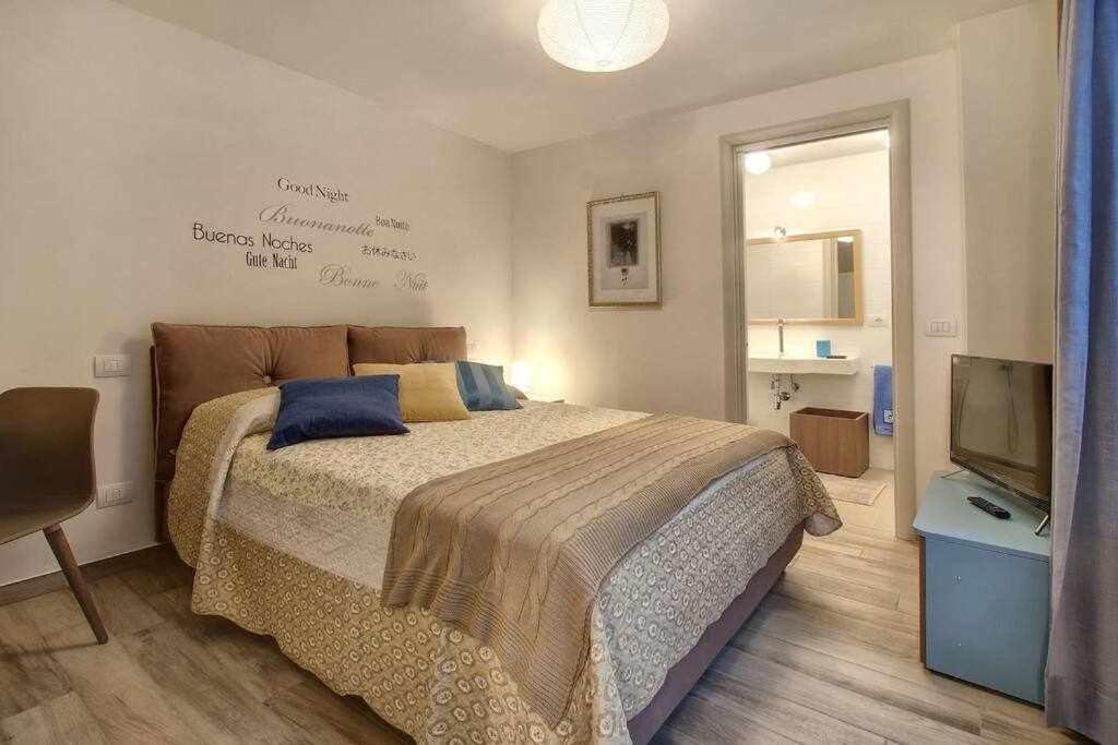 Faenza Elegant Apartment Флоренція Екстер'єр фото