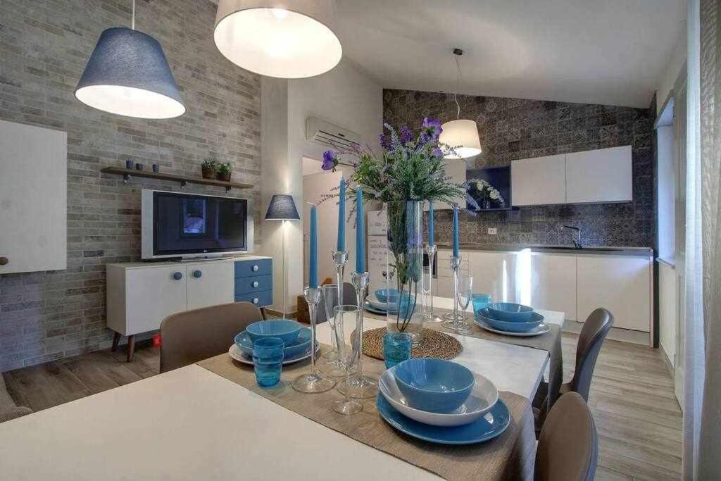 Faenza Elegant Apartment Флоренція Екстер'єр фото